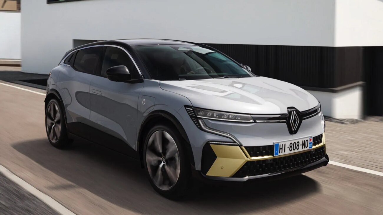 Renault Megane ETech 01@2x 1