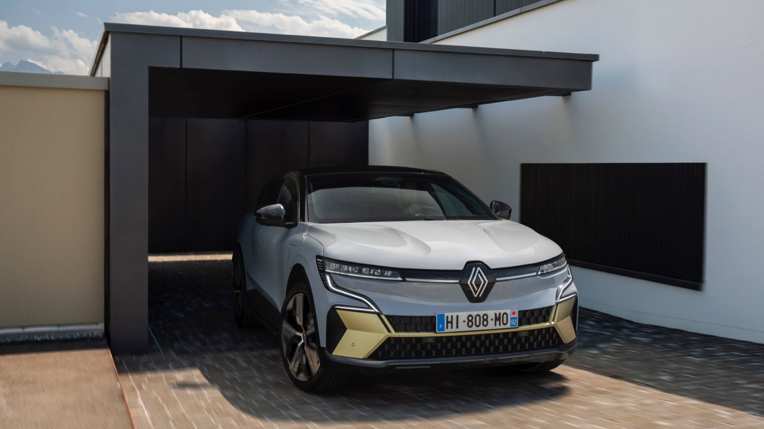 Renault Megane ETech 08@2x 2 Renault Megane ETech 08@2x 2