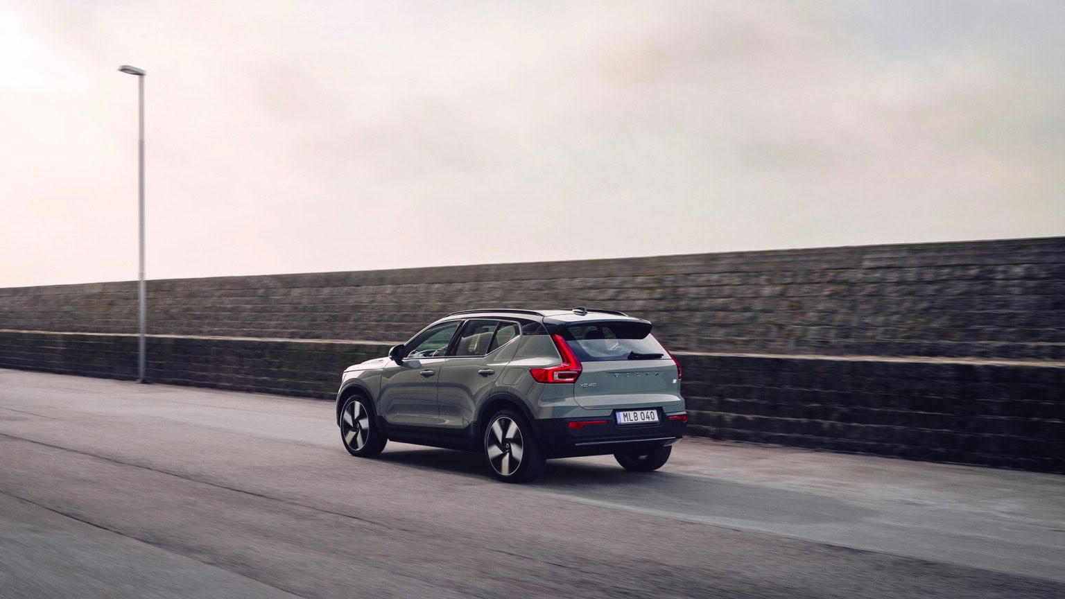 Volvo XC40 Recharge 2023 06@2x 1